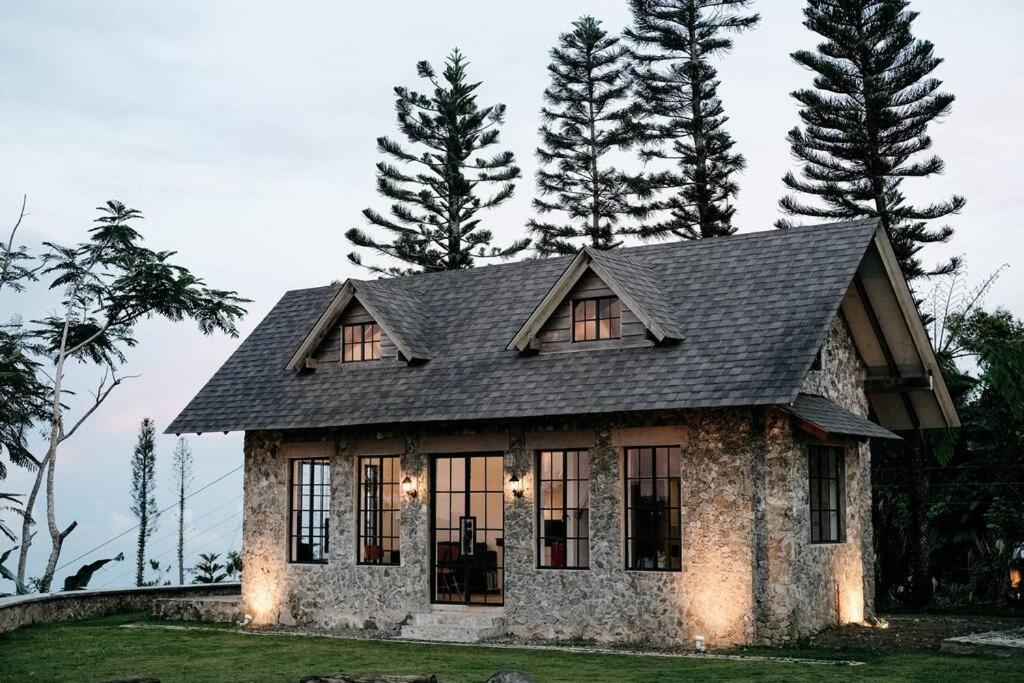 The Old Country Stone House Villa Cebu Eksteriør bilde