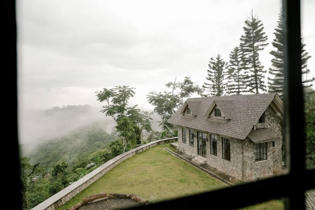 The Old Country Stone House Villa Cebu Eksteriør bilde